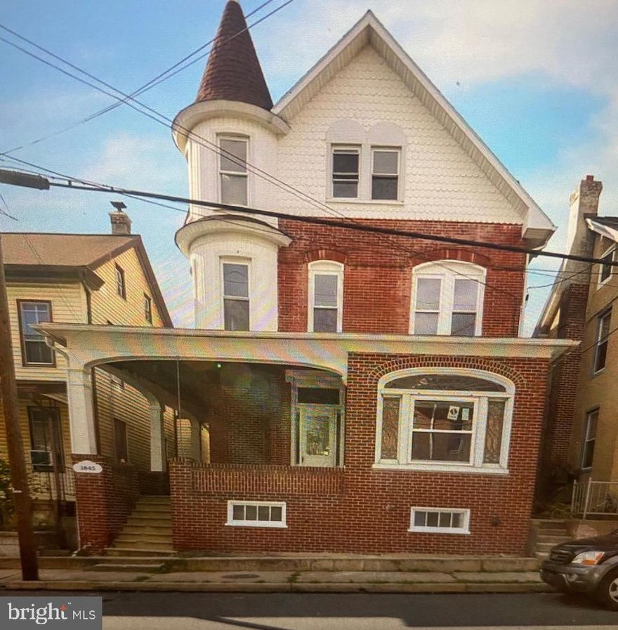 Welcome to 1845 N Main Street! This 3 bedroom 1.5 bathroom unit is located on the 2nd and 3rd floors. It features a brand new kitchen with stainless steel appliances and granite counter tops. There is a brand new full bathroom, a large dining area, and huge kitchen! Most of the home features beautiful hardwood floors! The  home has two entrances, one off the porch area and one in the back. There is laundry hookup available. The third floor features 3 bedrooms and a half bath. Landlord pays HEAT, cold water, sewer, and trash! Set up your private tour today!