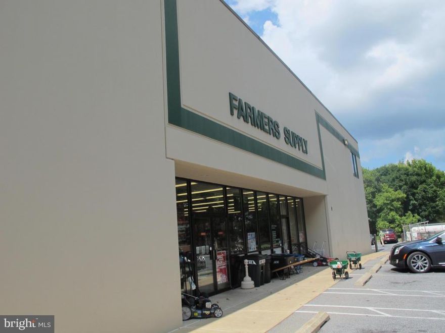 Great large modern building on 7.34 acres.  Zoned Commercial.  Can be great commercial or industrial building.