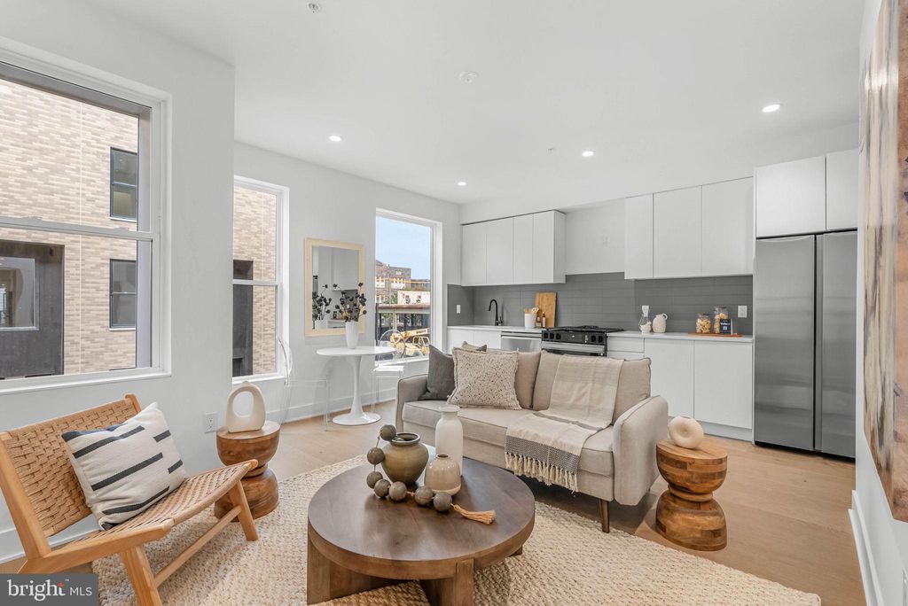 Photo of 635 N 7th Street #H3A, PHILADELPHIA, PA 19123 (MLS # PAPH2556136)