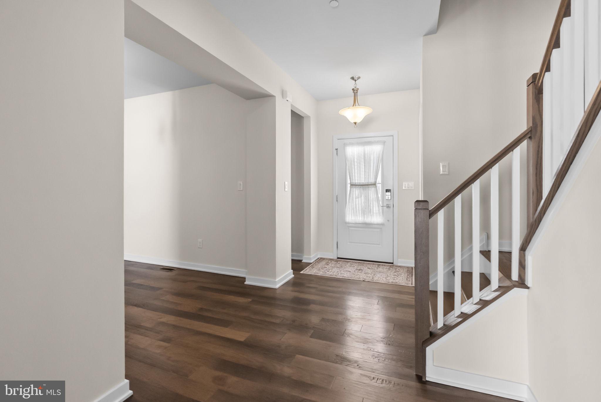 RESERVE AT CENTER SQUARE - Residential