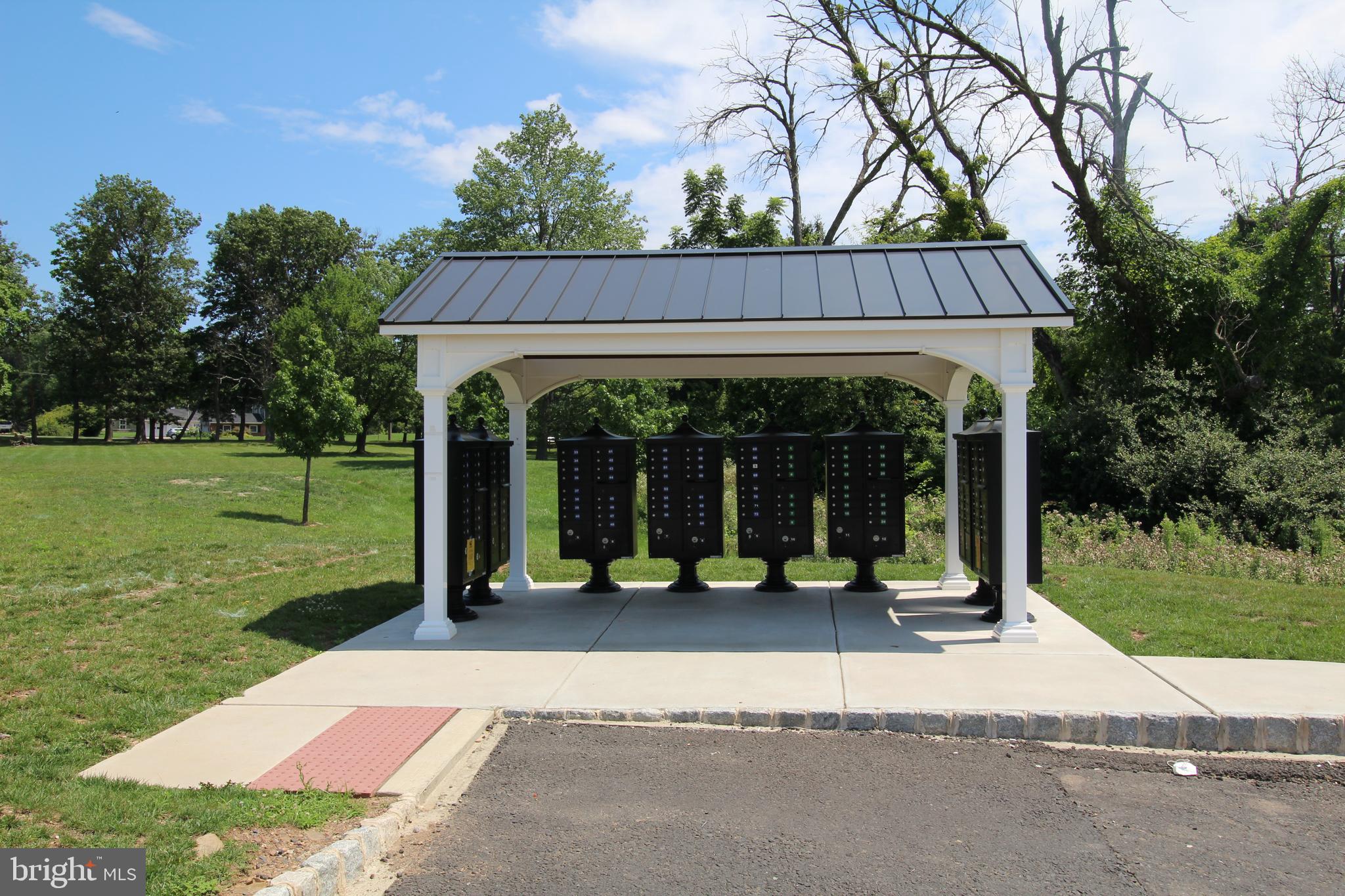 RESERVE AT CENTER SQUARE - Residential