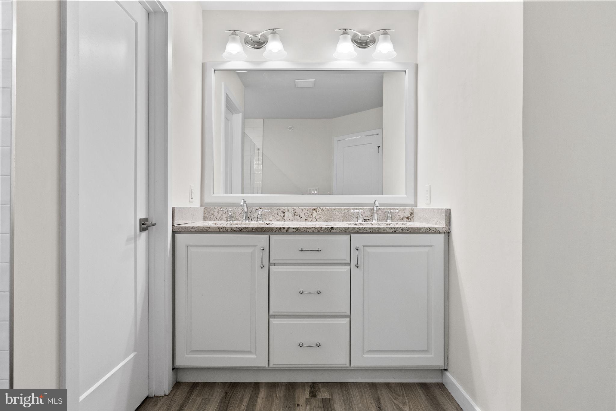 RESERVE AT CENTER SQUARE - Residential