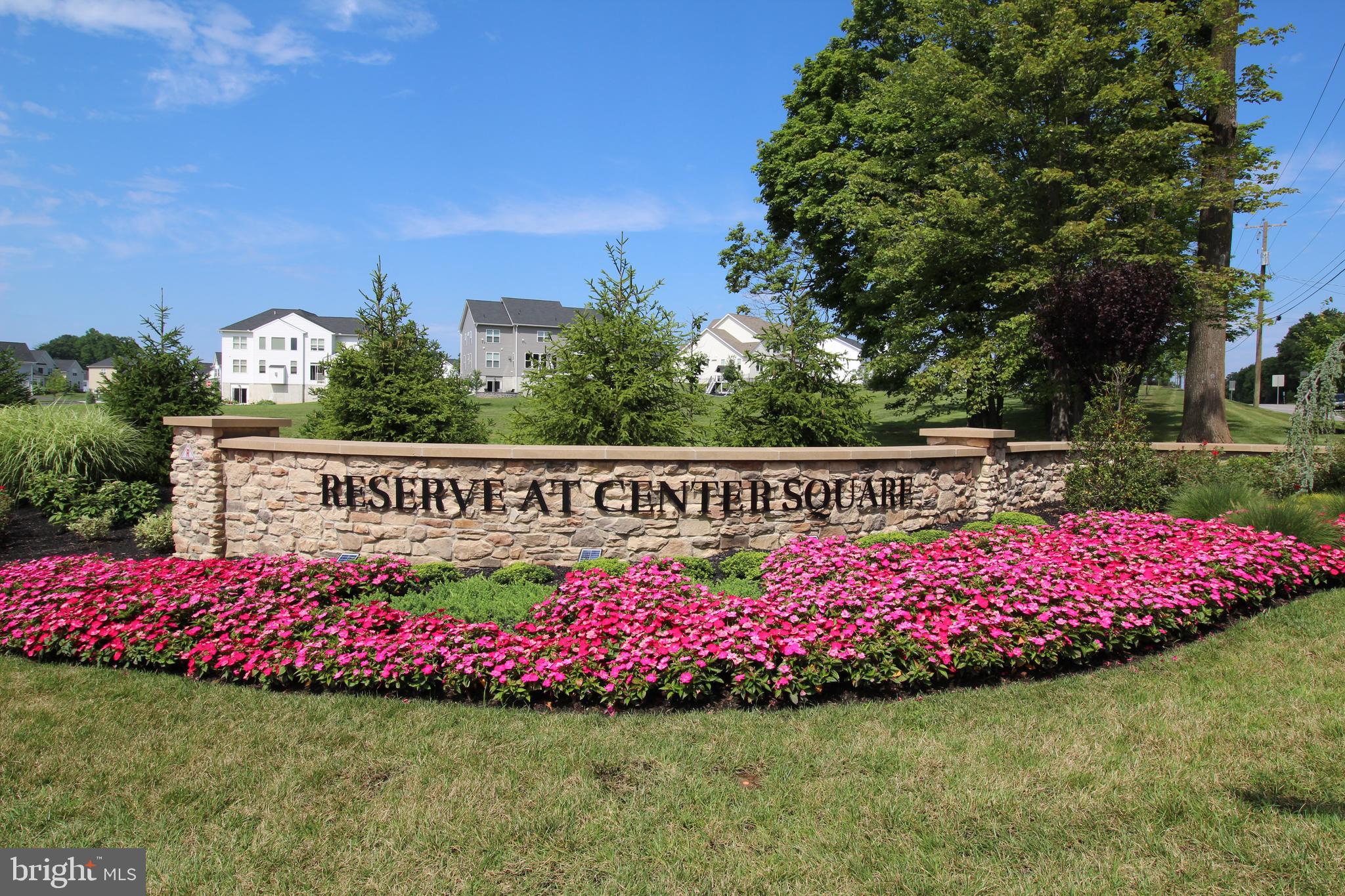 RESERVE AT CENTER SQUARE - Residential