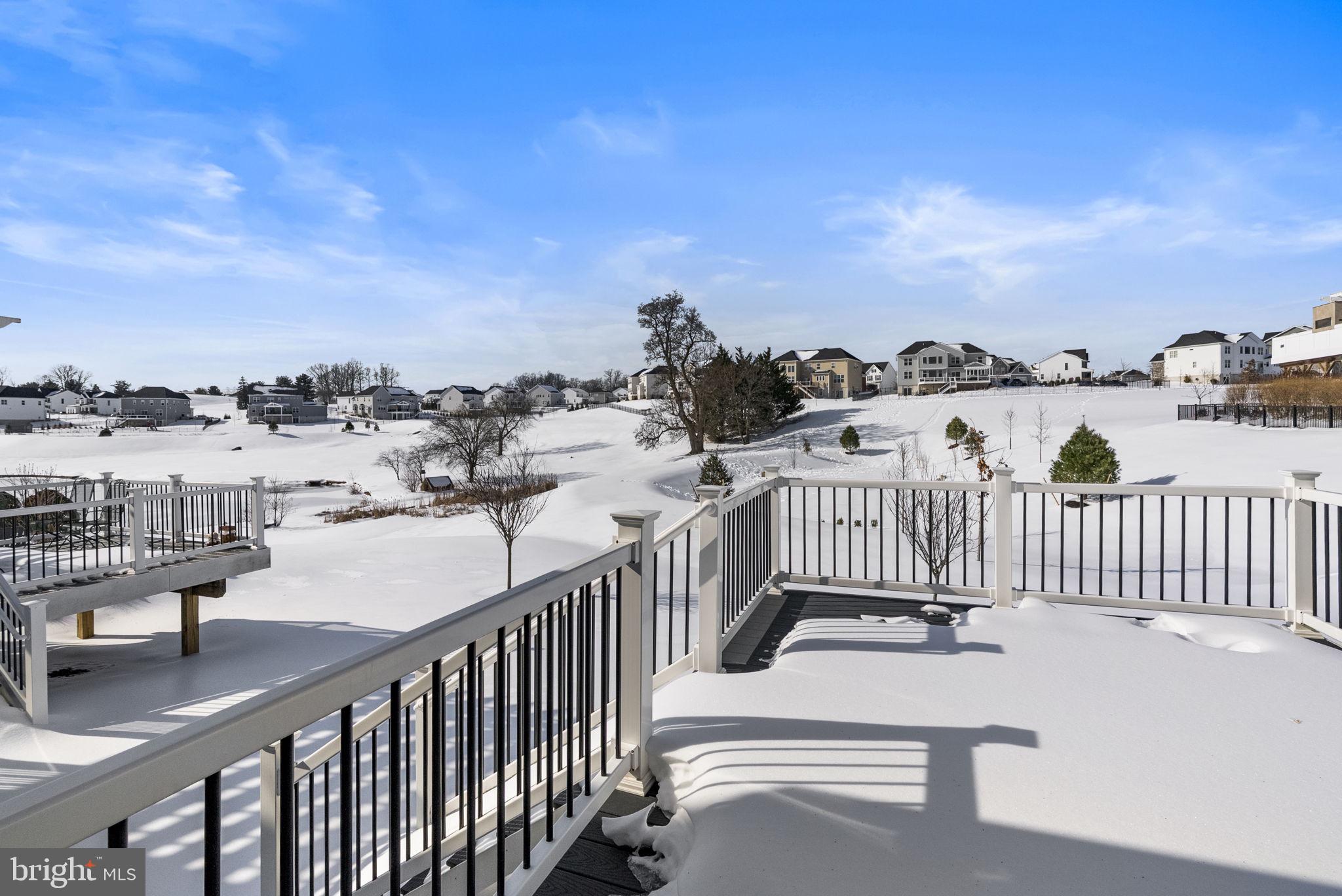 RESERVE AT CENTER SQUARE - Residential