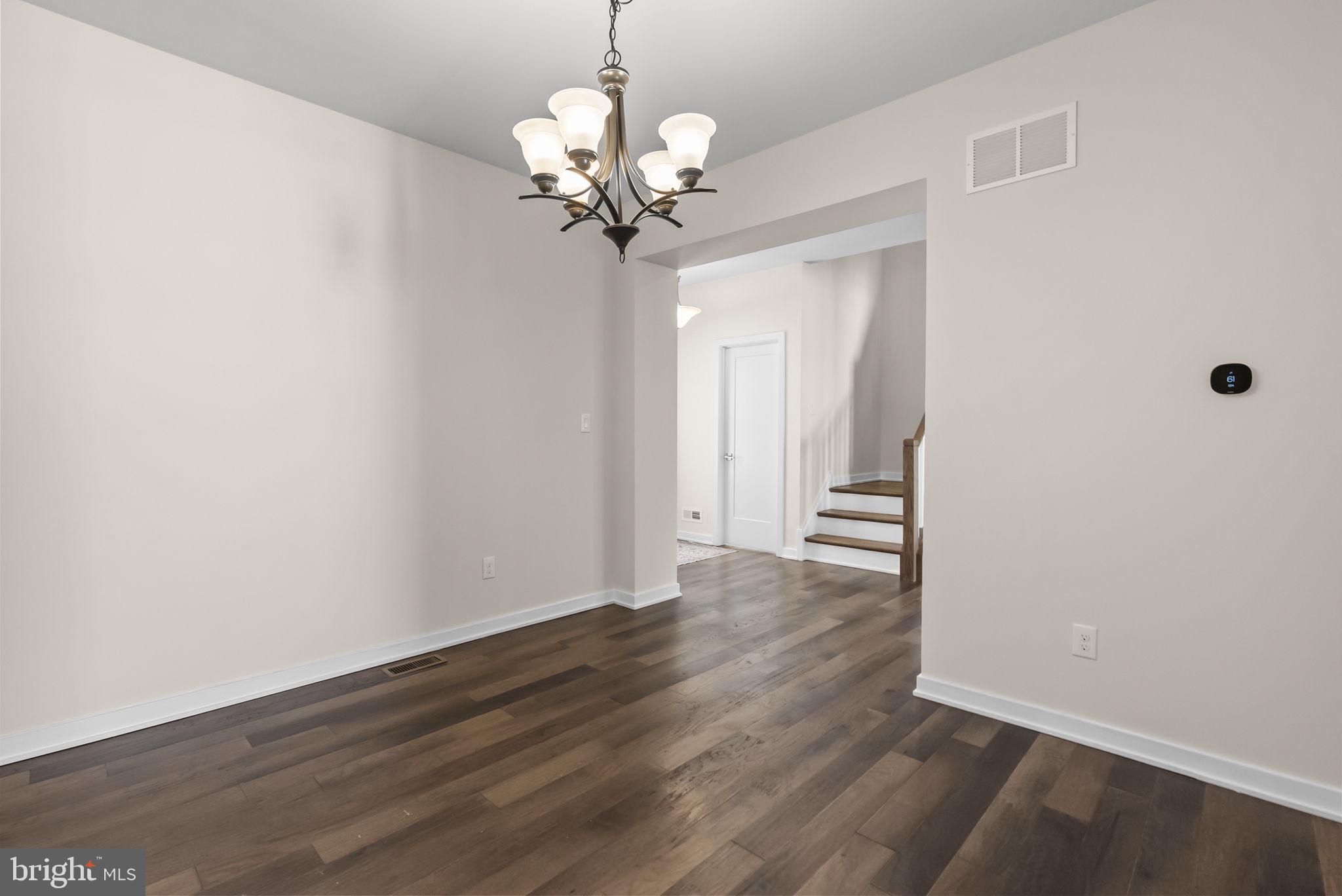 RESERVE AT CENTER SQUARE - Residential