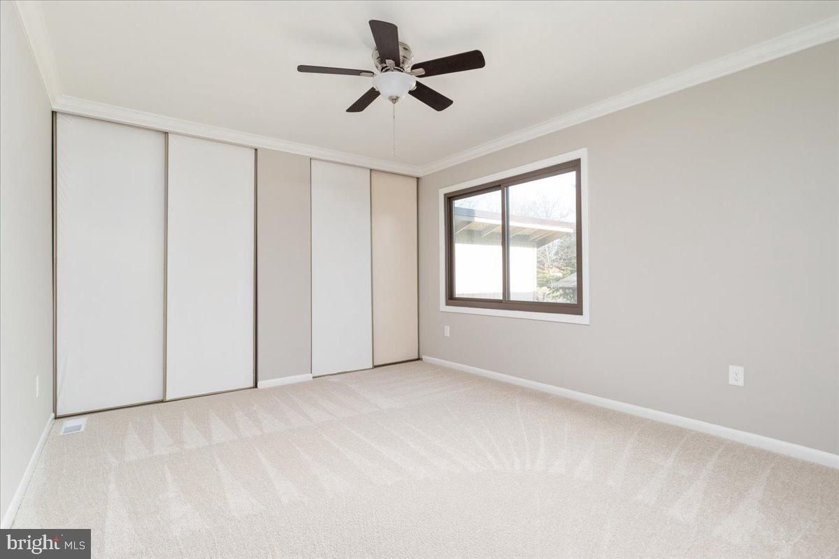 SIGNAL HILL - Residential