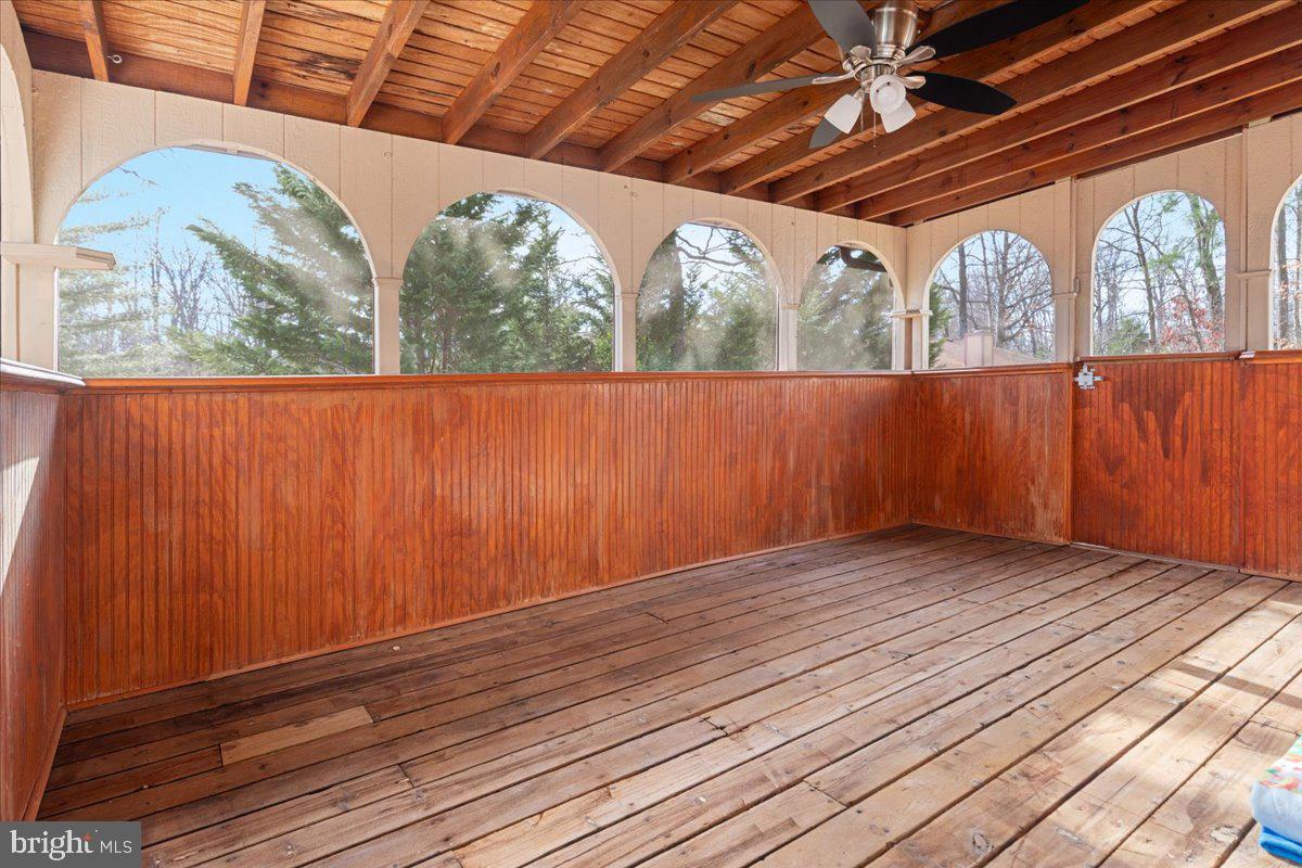 SIGNAL HILL - Residential