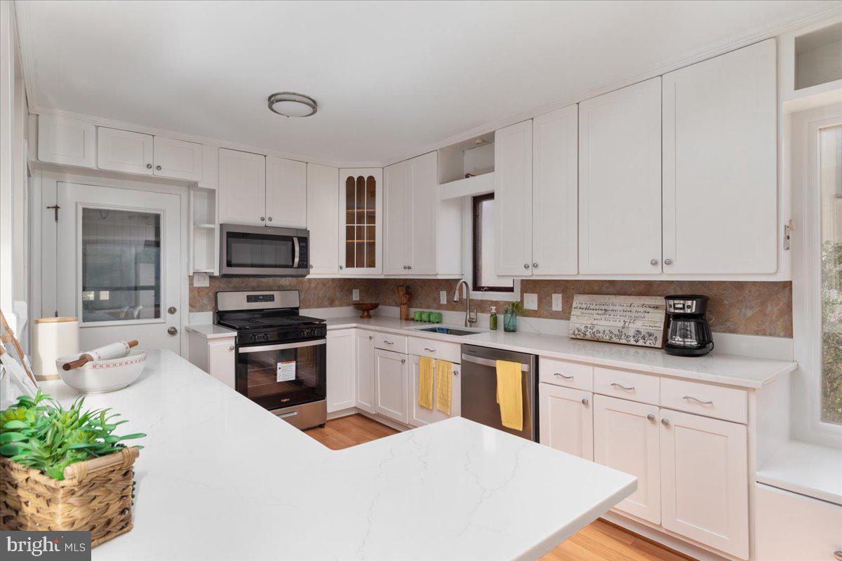 SIGNAL HILL - Residential