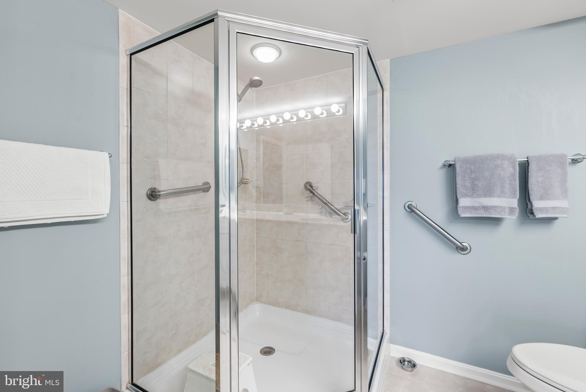 ROUNDWOOD RIDGE - Residential