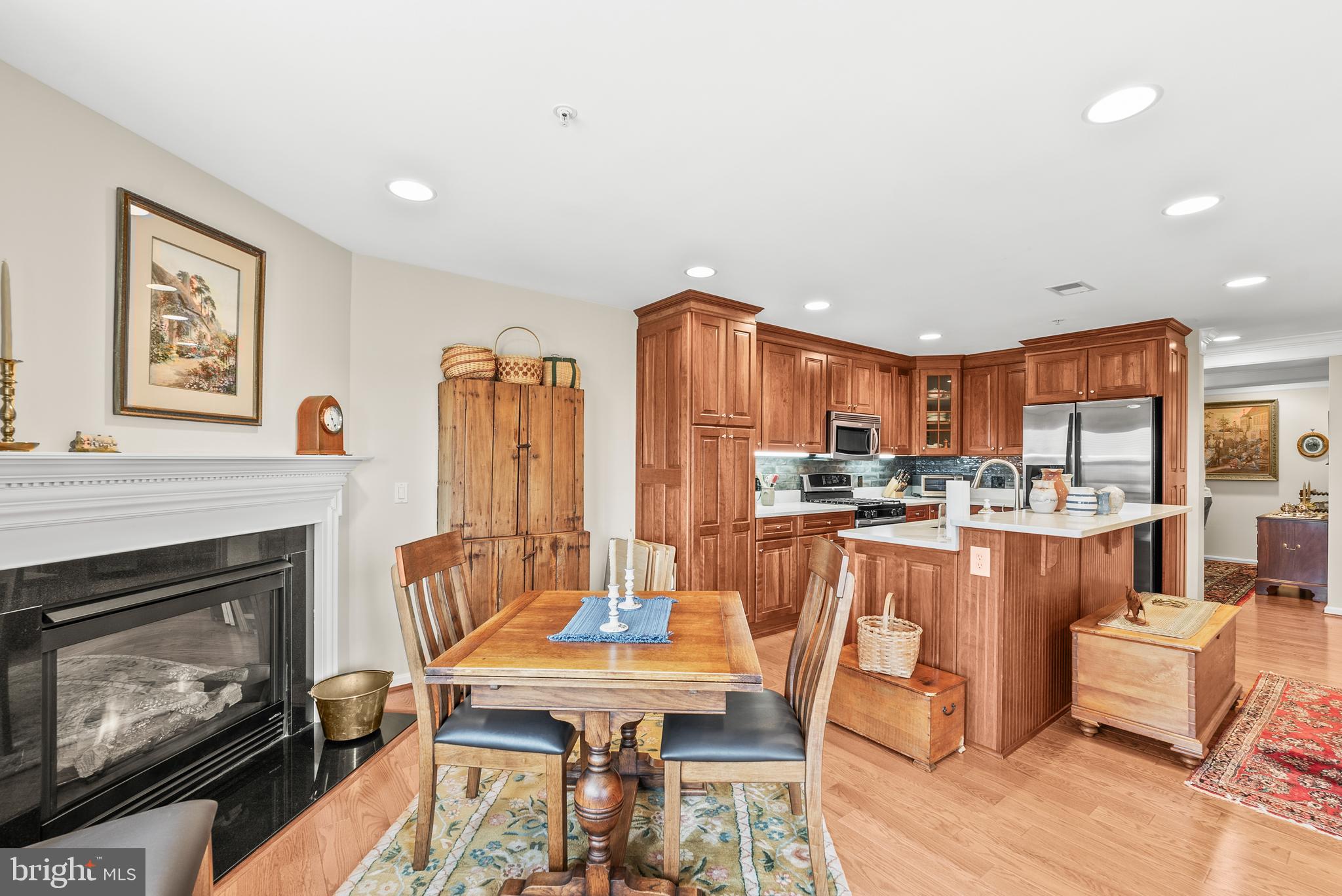 ROUNDWOOD RIDGE - Residential