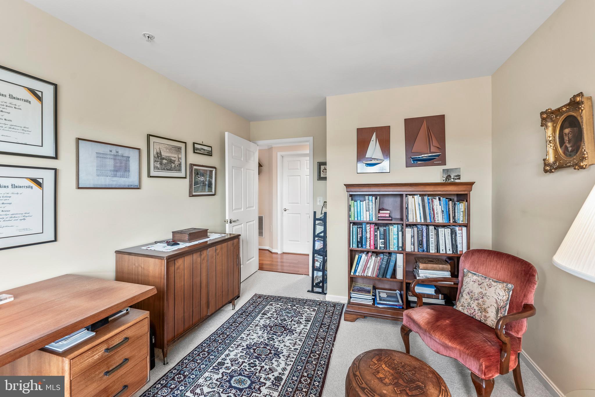 ROUNDWOOD RIDGE - Residential