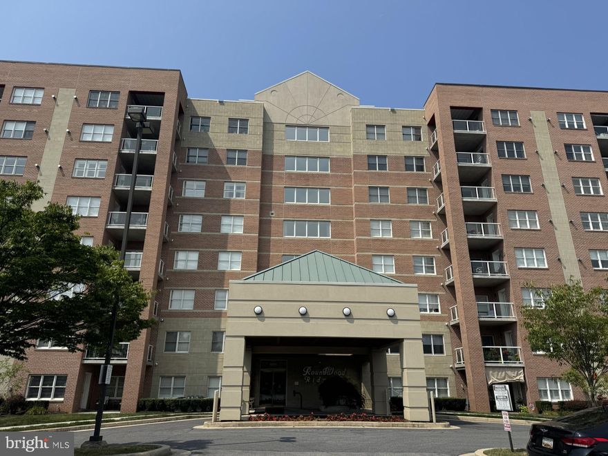 2 Bedroom Plus Den 7th Floor Condo With Incredible East View , Don't Miss A Sunrise. This Condo Includes Many Upgrades : Wood Floors, Gas Fireplace, Built in Shelving, Quartz Kitchen Counters and Tile Backslash, Under counter Kitchen Lighting, Gas Fireplace, Custom Wood Moldings and Window Treatments. Garage Parking, Storage Area on Same Floor, Community Room on 5th Level, 2 Elevators and More.