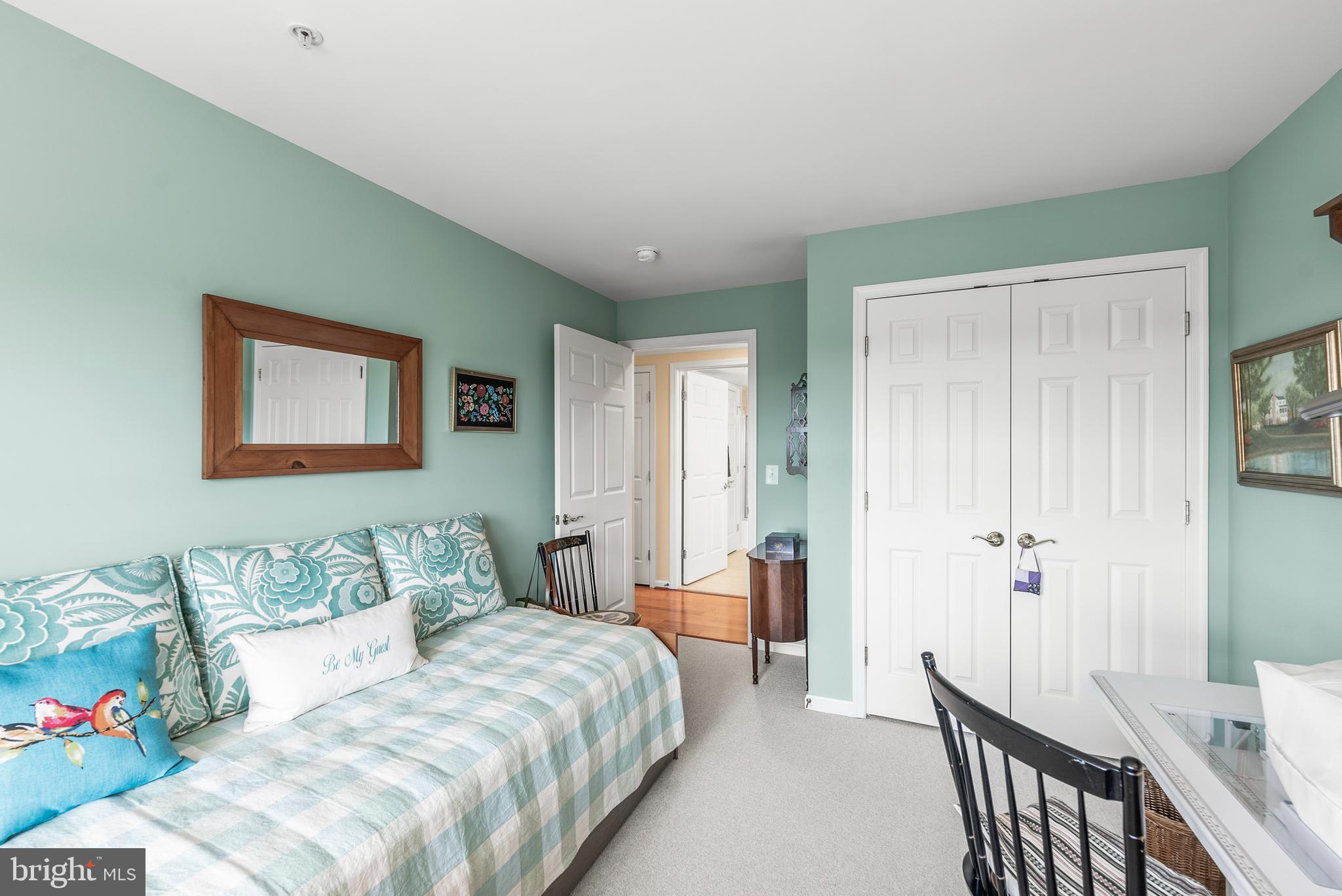 ROUNDWOOD RIDGE - Residential