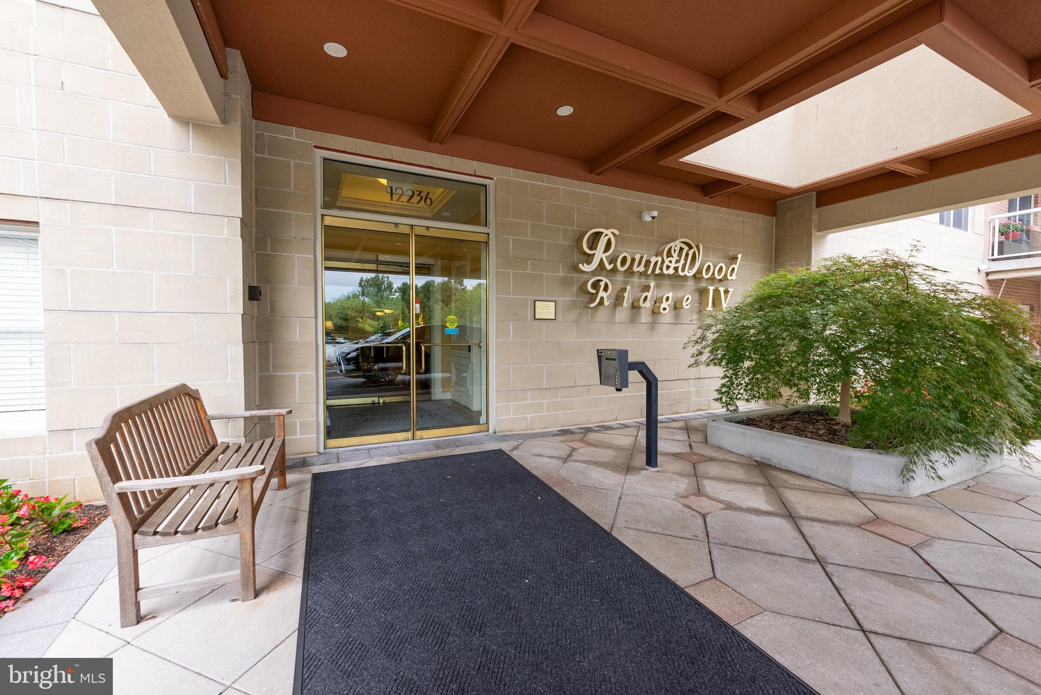 ROUNDWOOD RIDGE - Residential