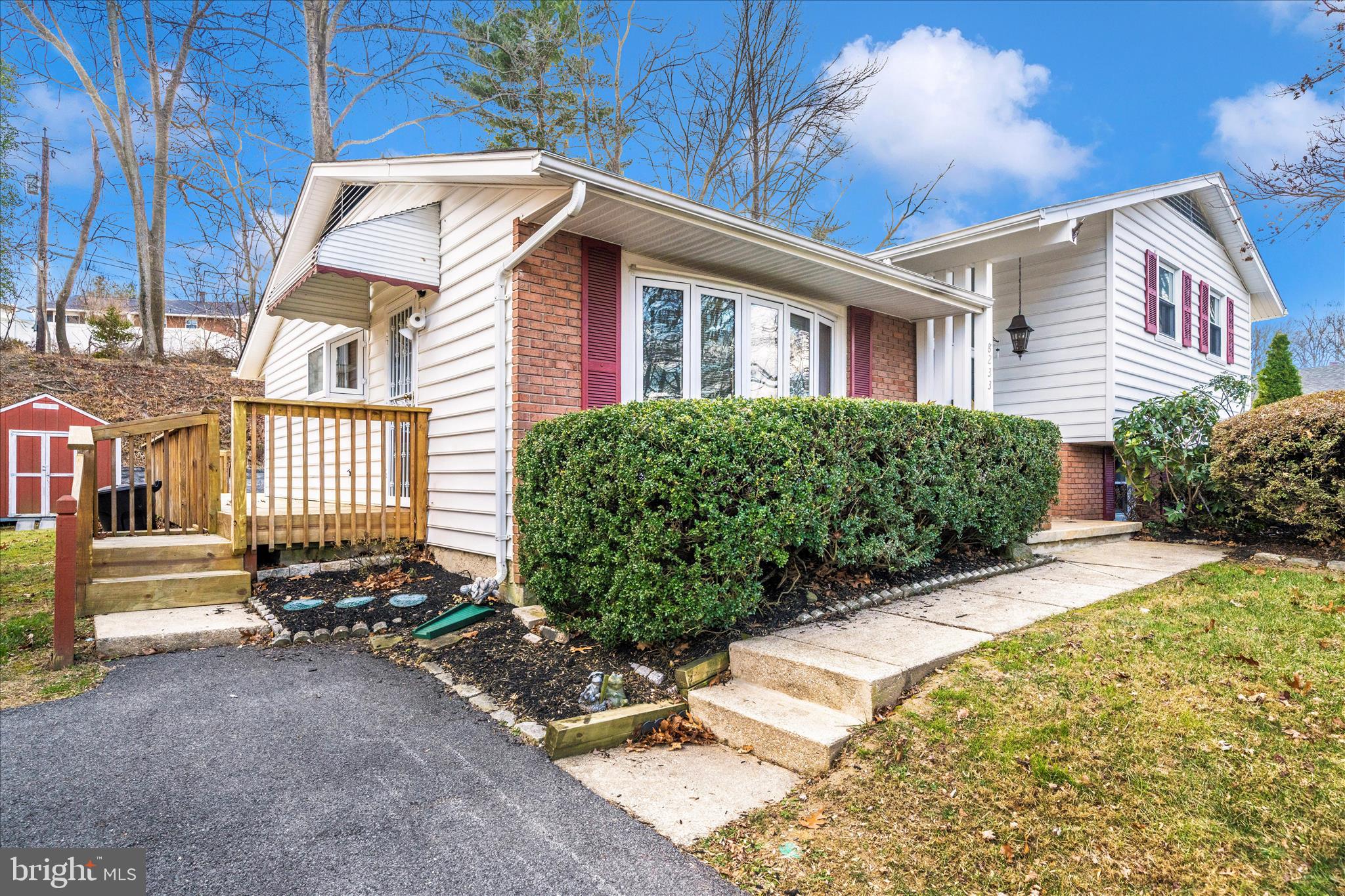 OLD COURT ESTATES - Residential