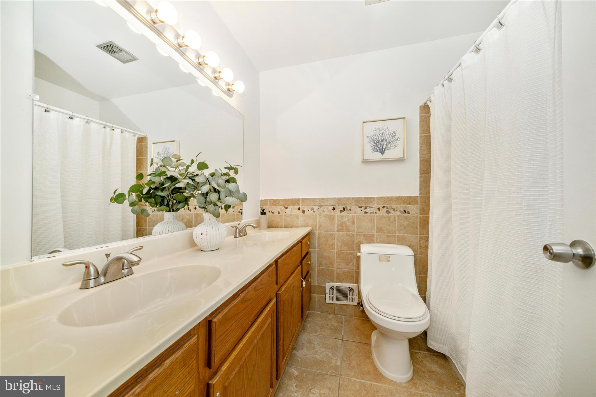 OLD COURT ESTATES - Residential