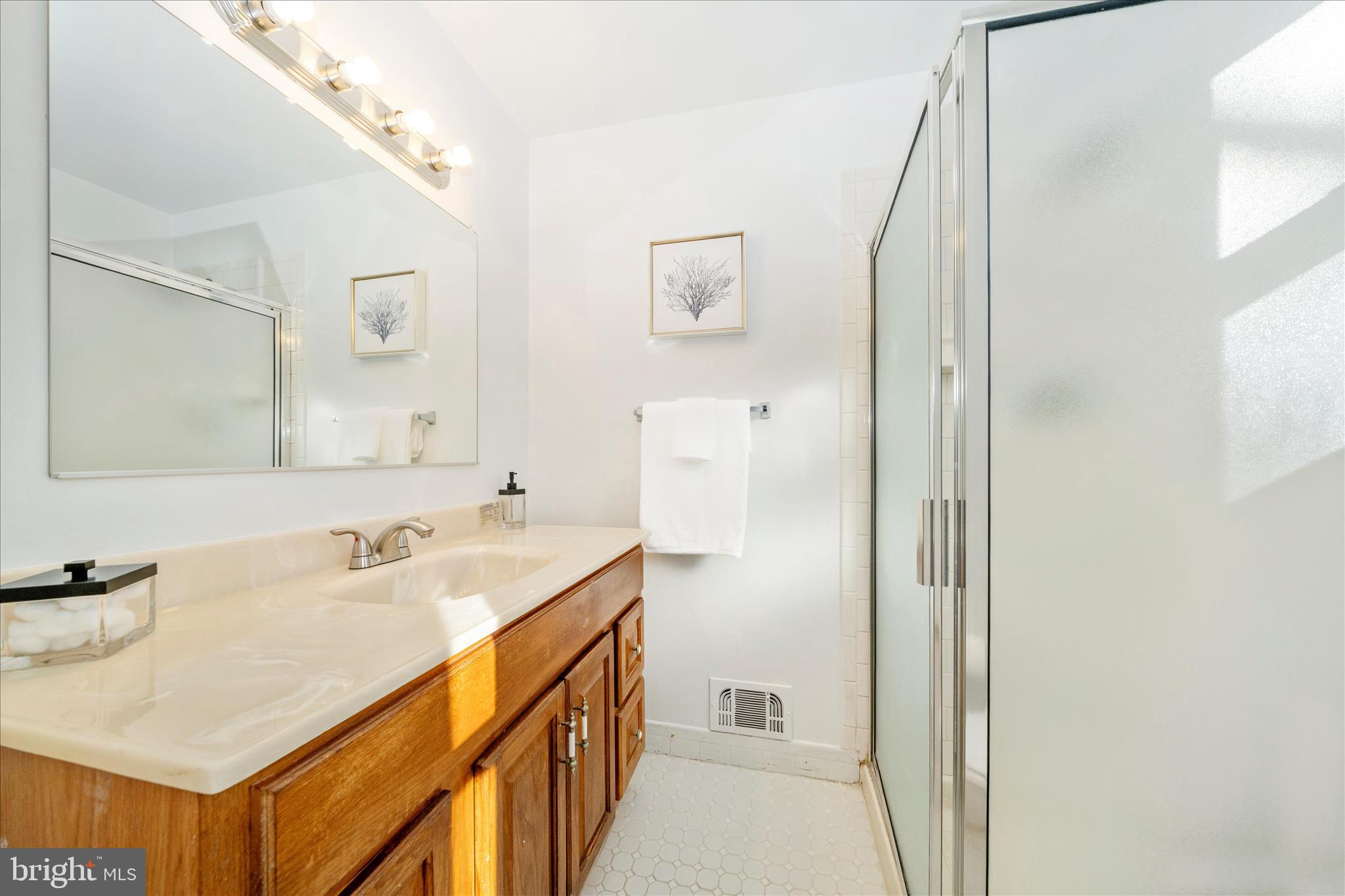 OLD COURT ESTATES - Residential