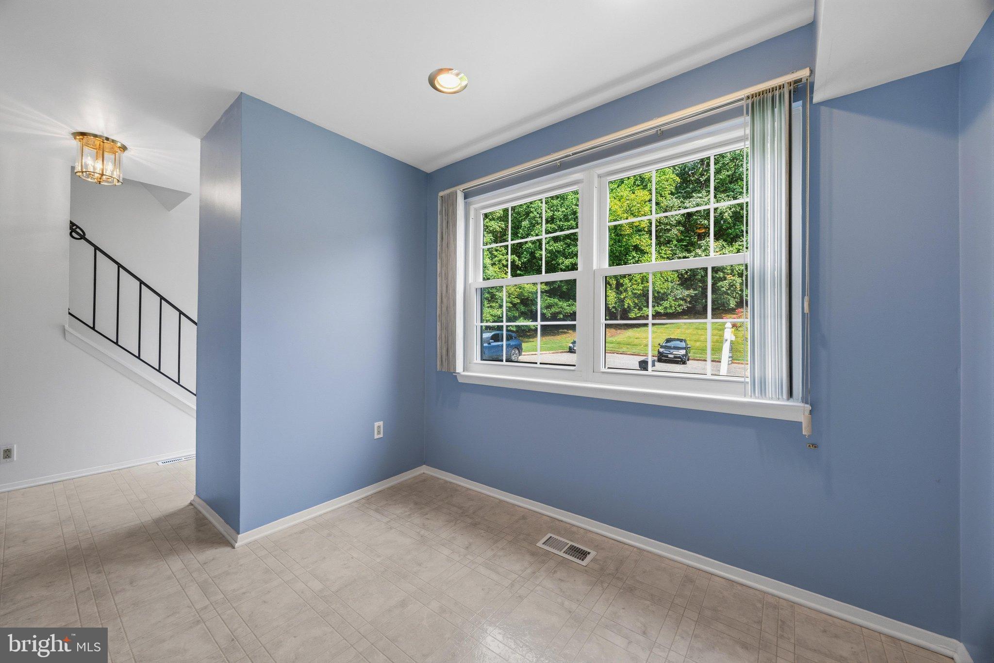 50 OAK SHADOWS COURT