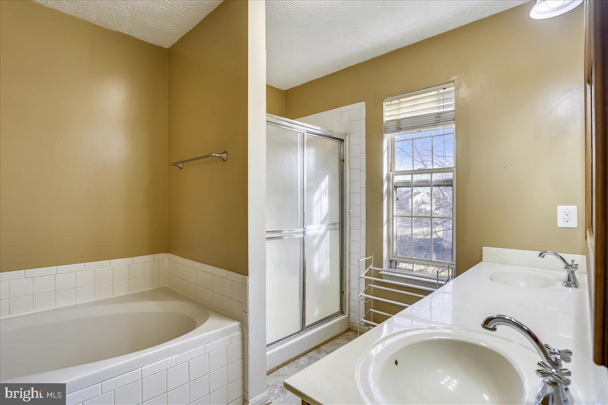 DORCHESTER - Residential