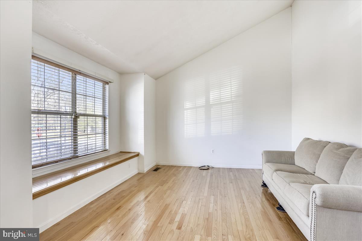 DORCHESTER - Residential