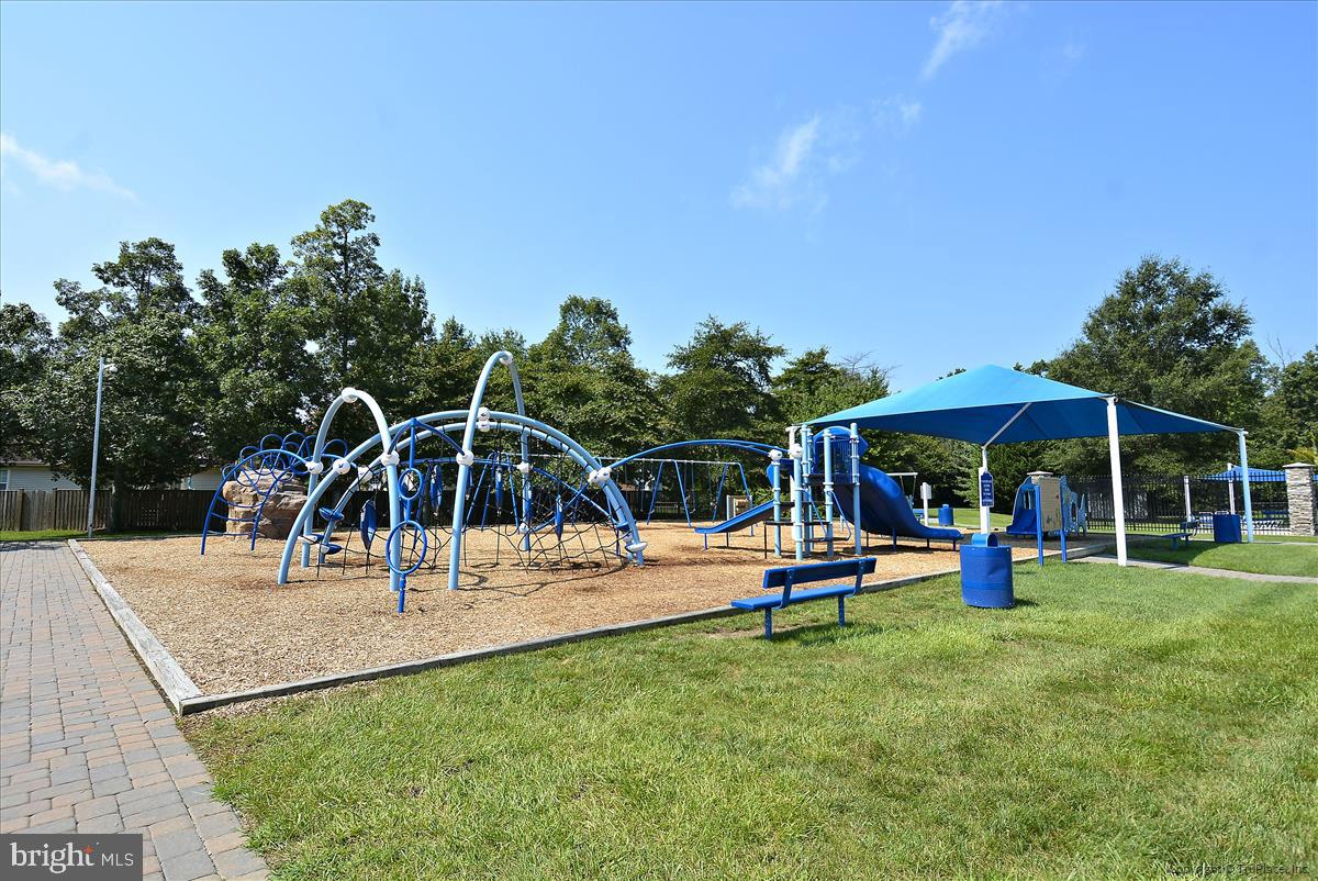 DORCHESTER - Residential