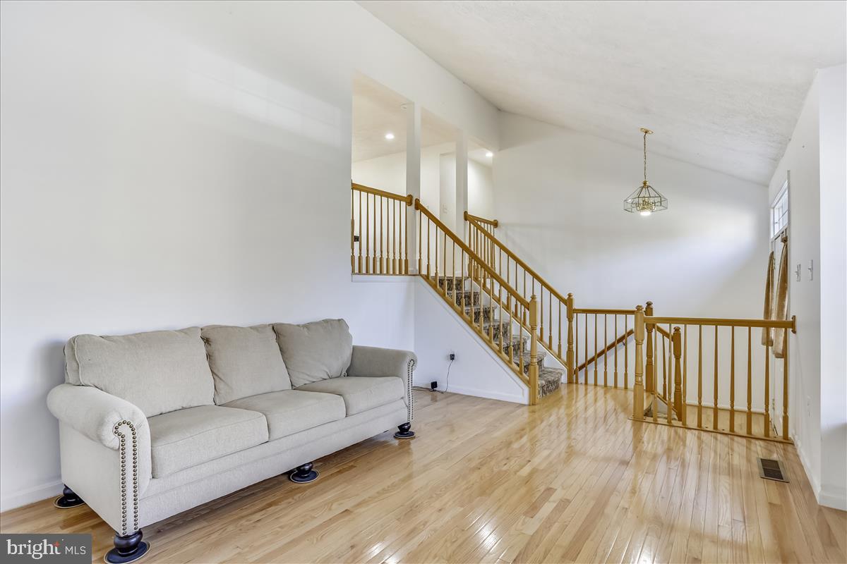 DORCHESTER - Residential