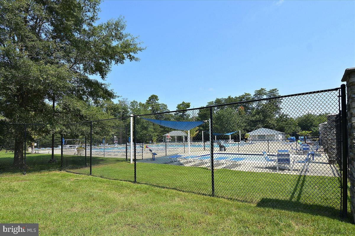 DORCHESTER - Residential