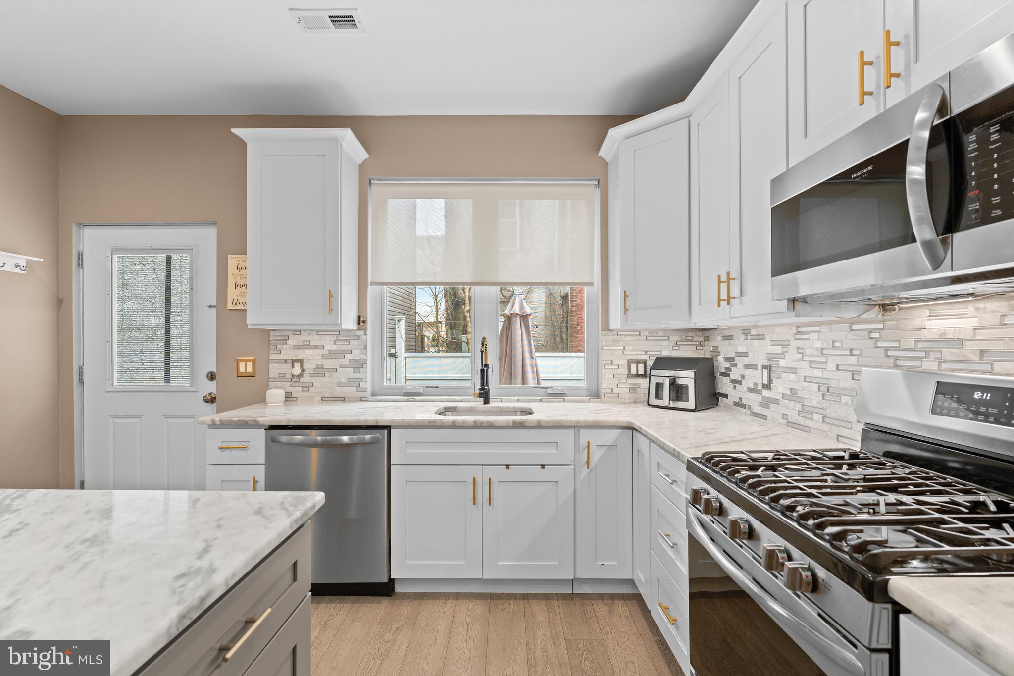 BELMONT - Residential