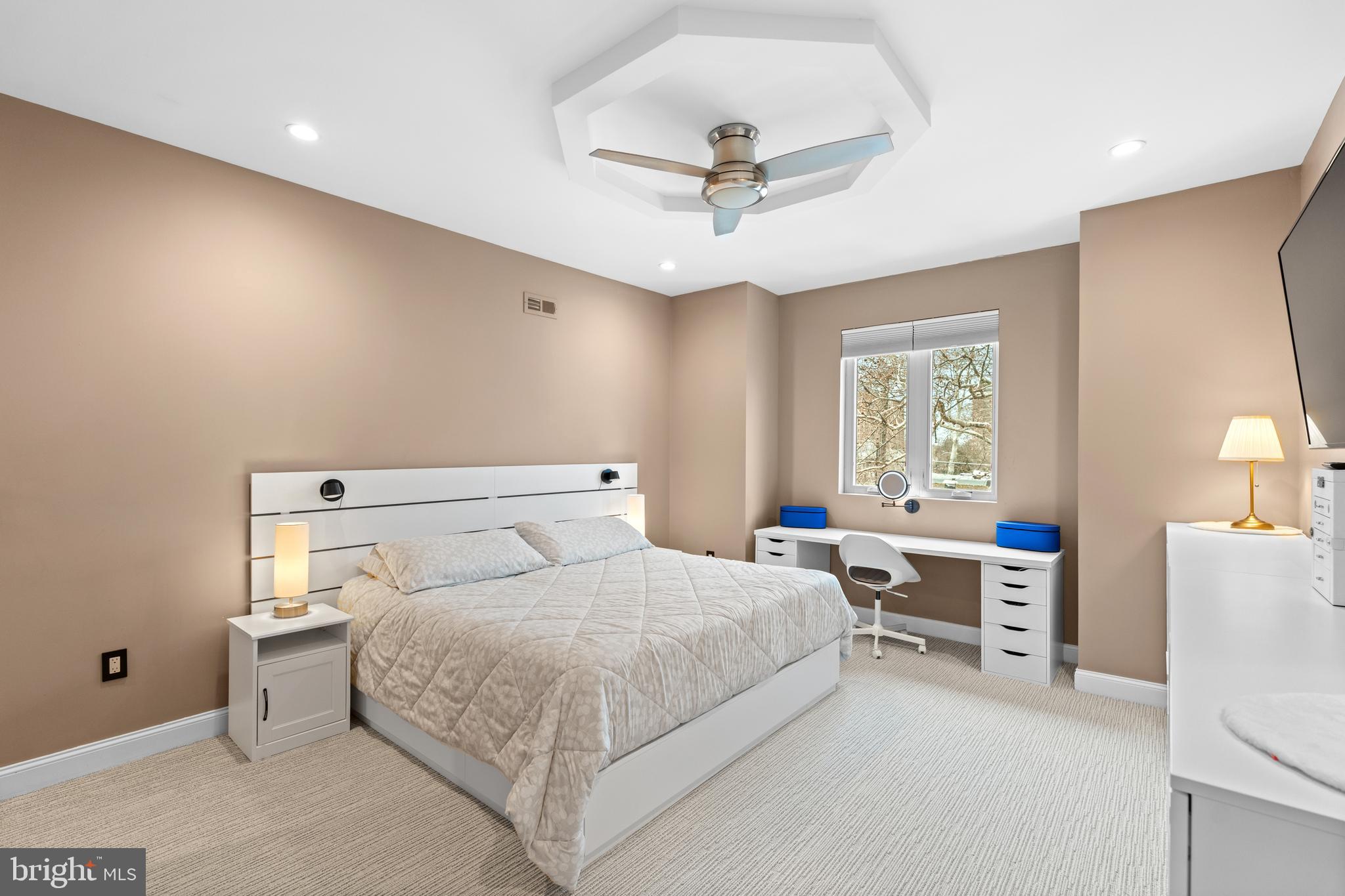 BELMONT - Residential