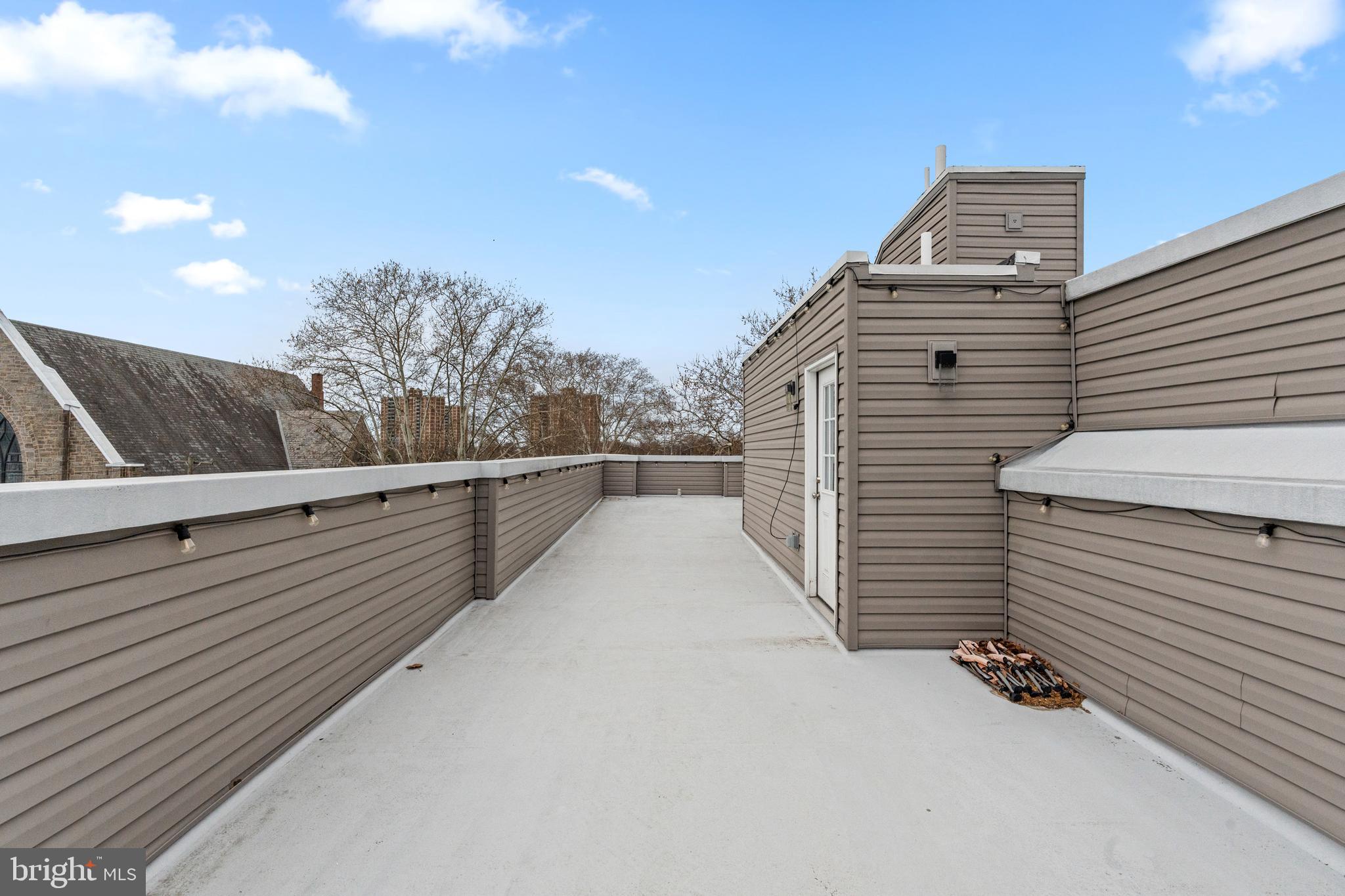 BELMONT - Residential