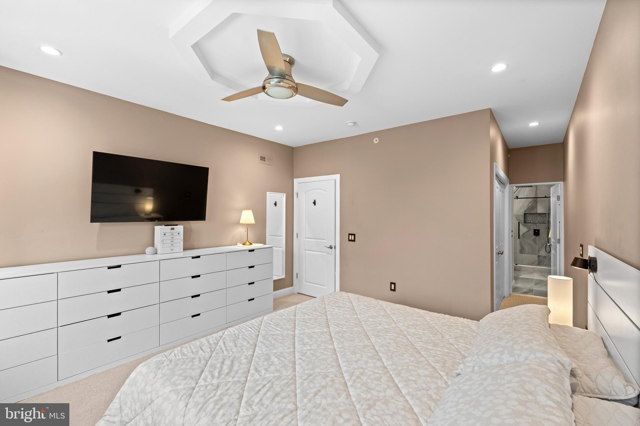 BELMONT - Residential