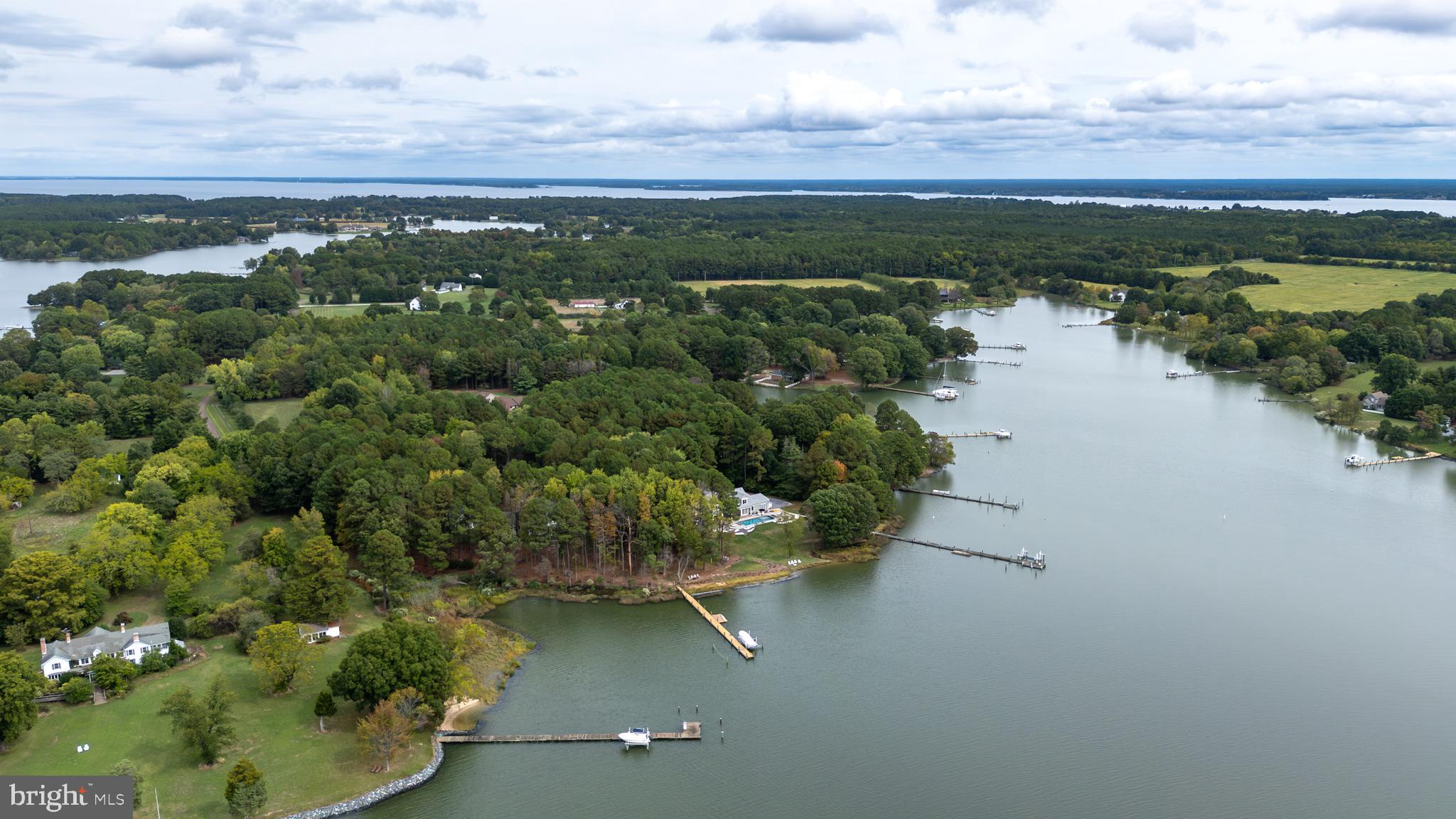 MOUNT PLEASANT - Residential