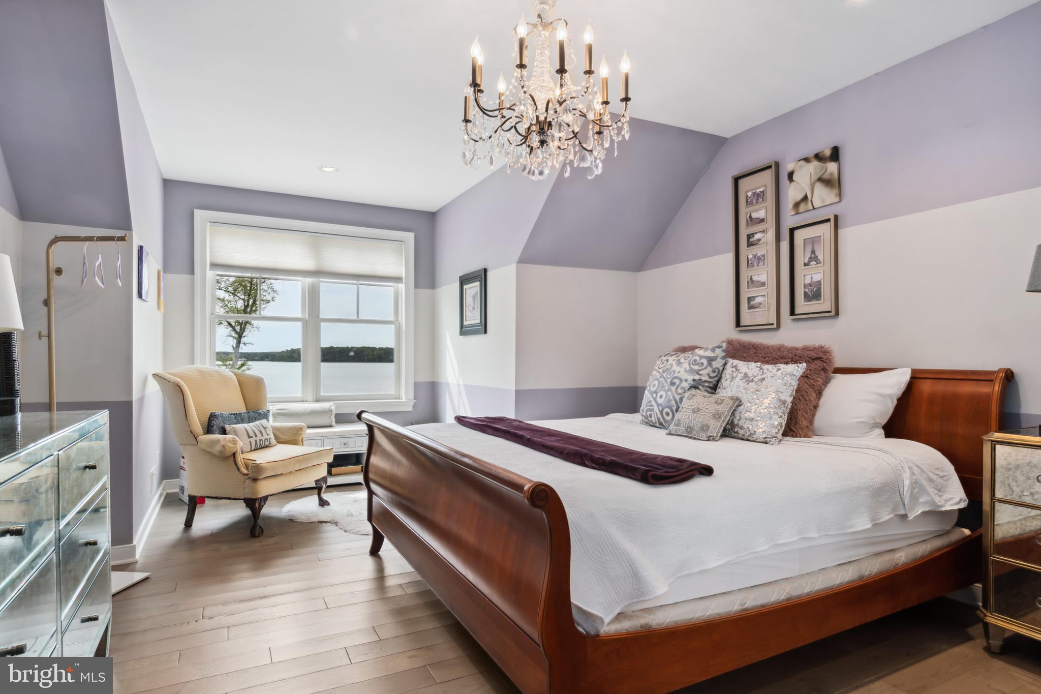 MOUNT PLEASANT - Residential