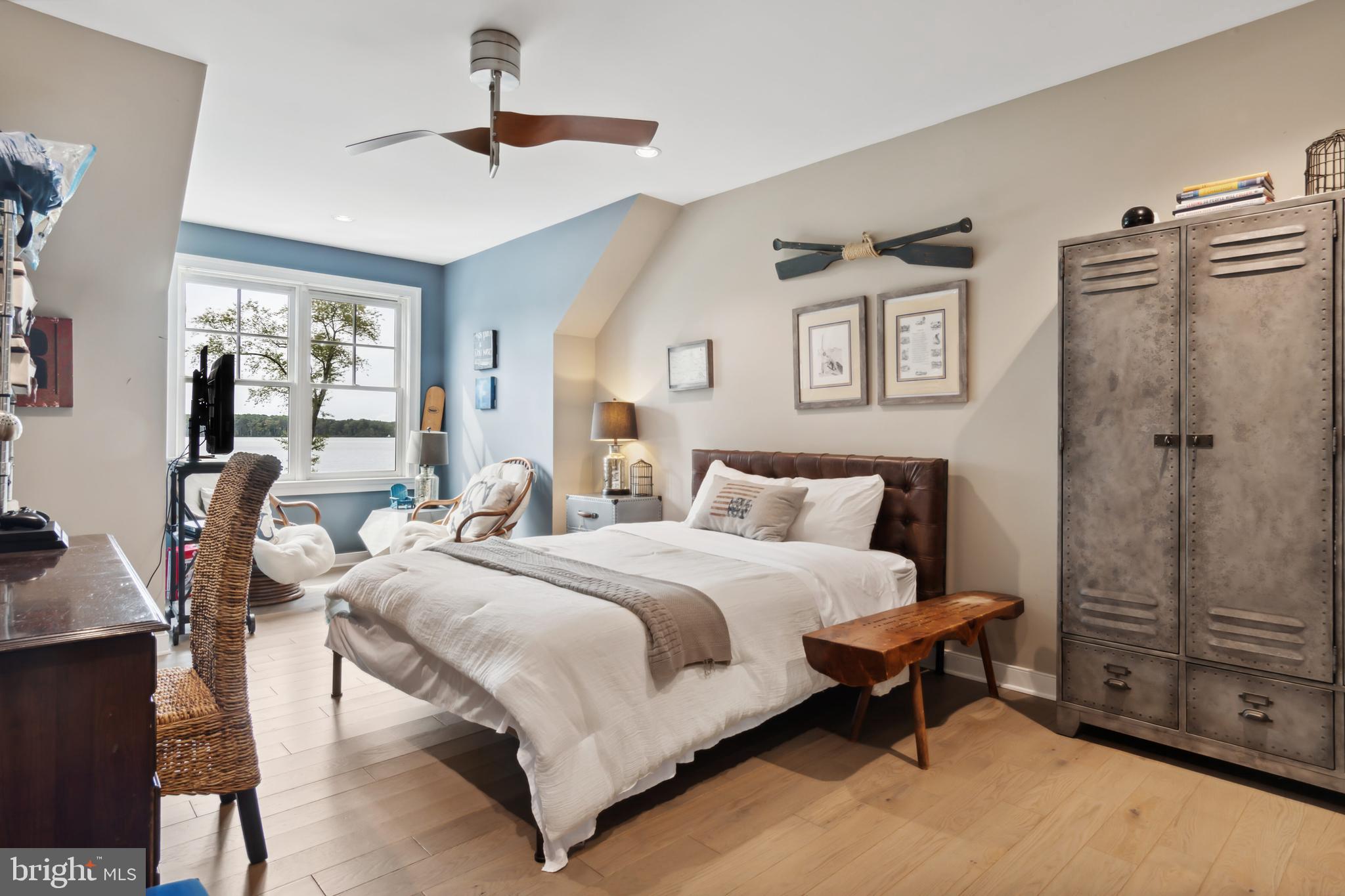 MOUNT PLEASANT - Residential