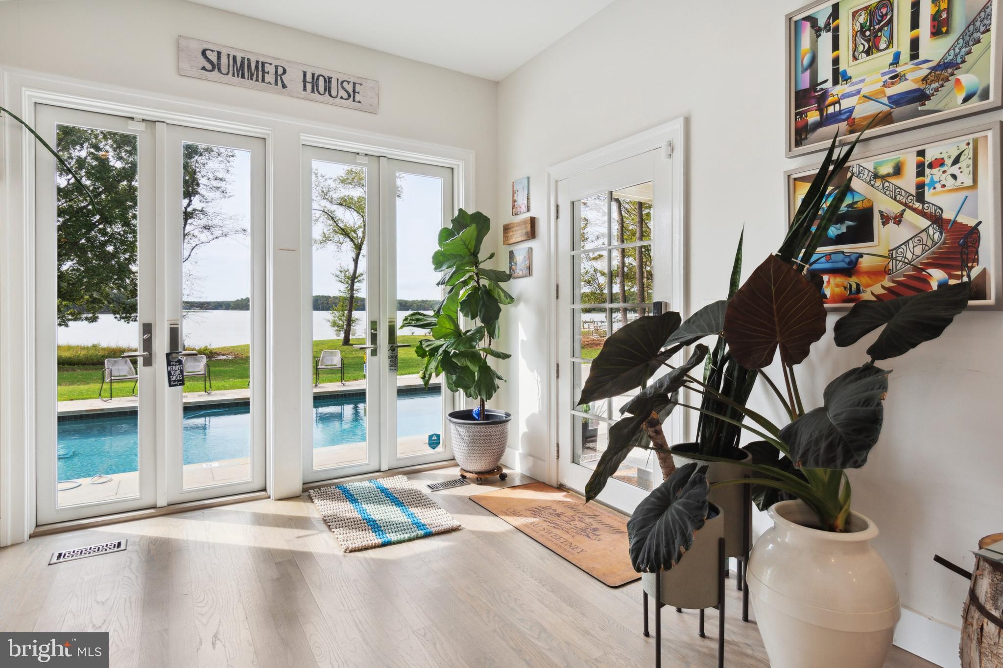 MOUNT PLEASANT - Residential