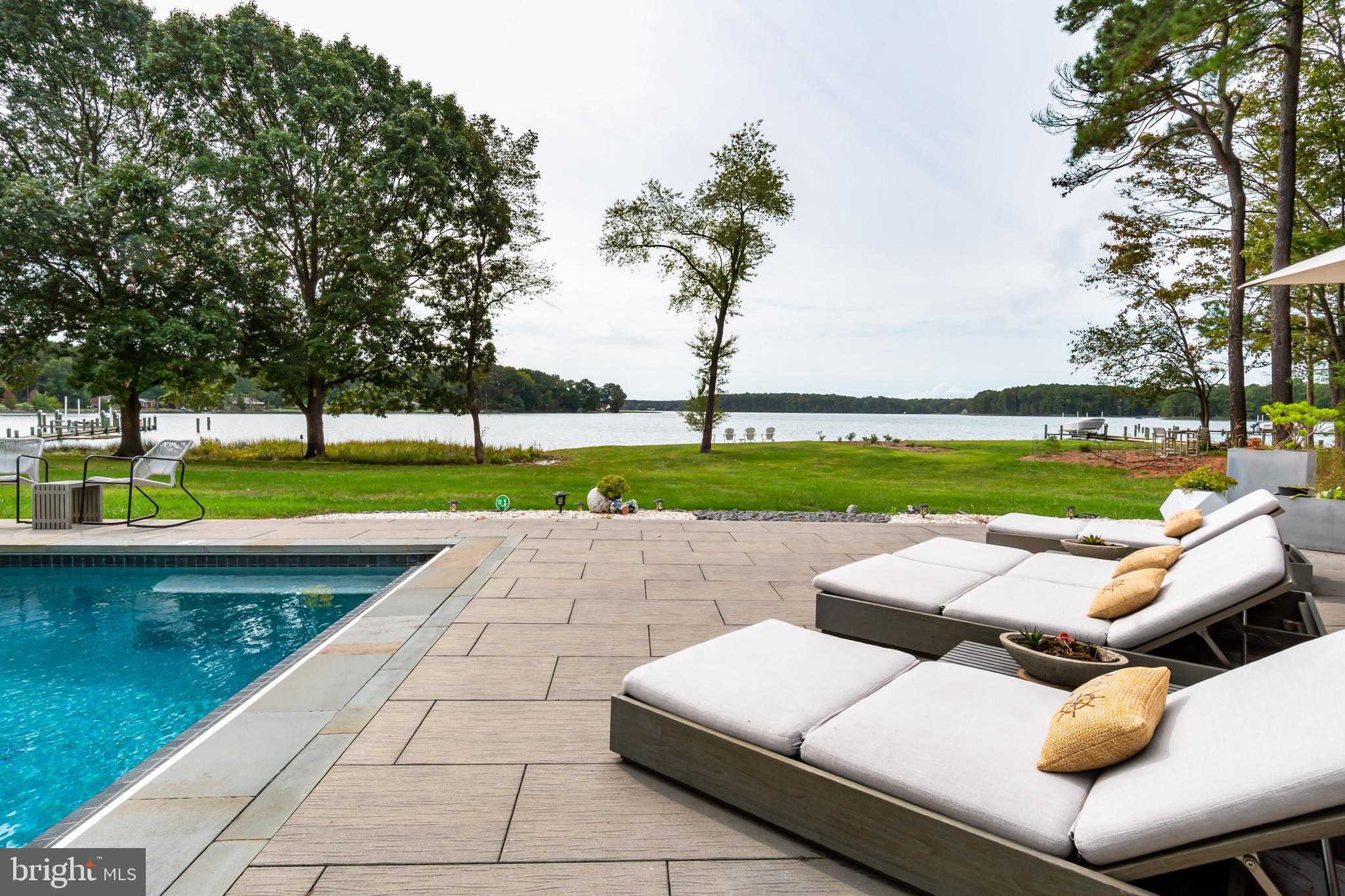 MOUNT PLEASANT - Residential