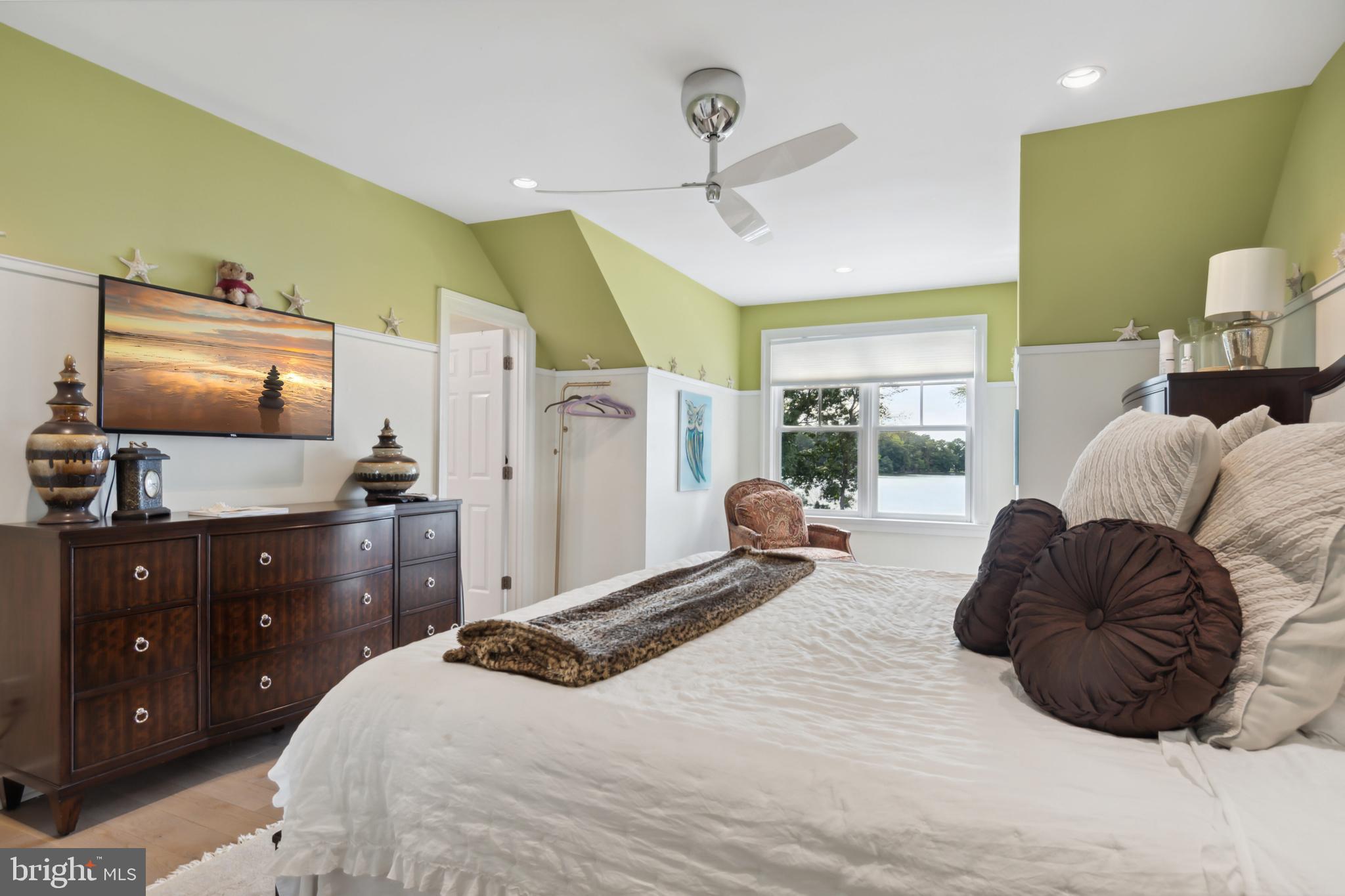 MOUNT PLEASANT - Residential