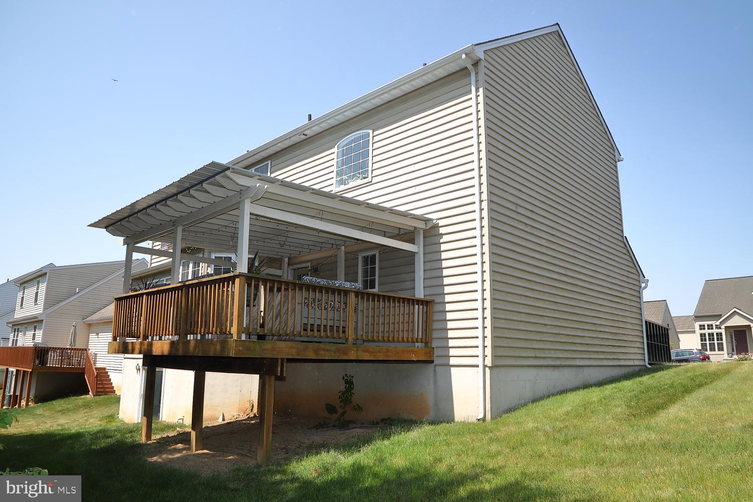 THE LAKES AT DONEGAL SPRINGS - Residential