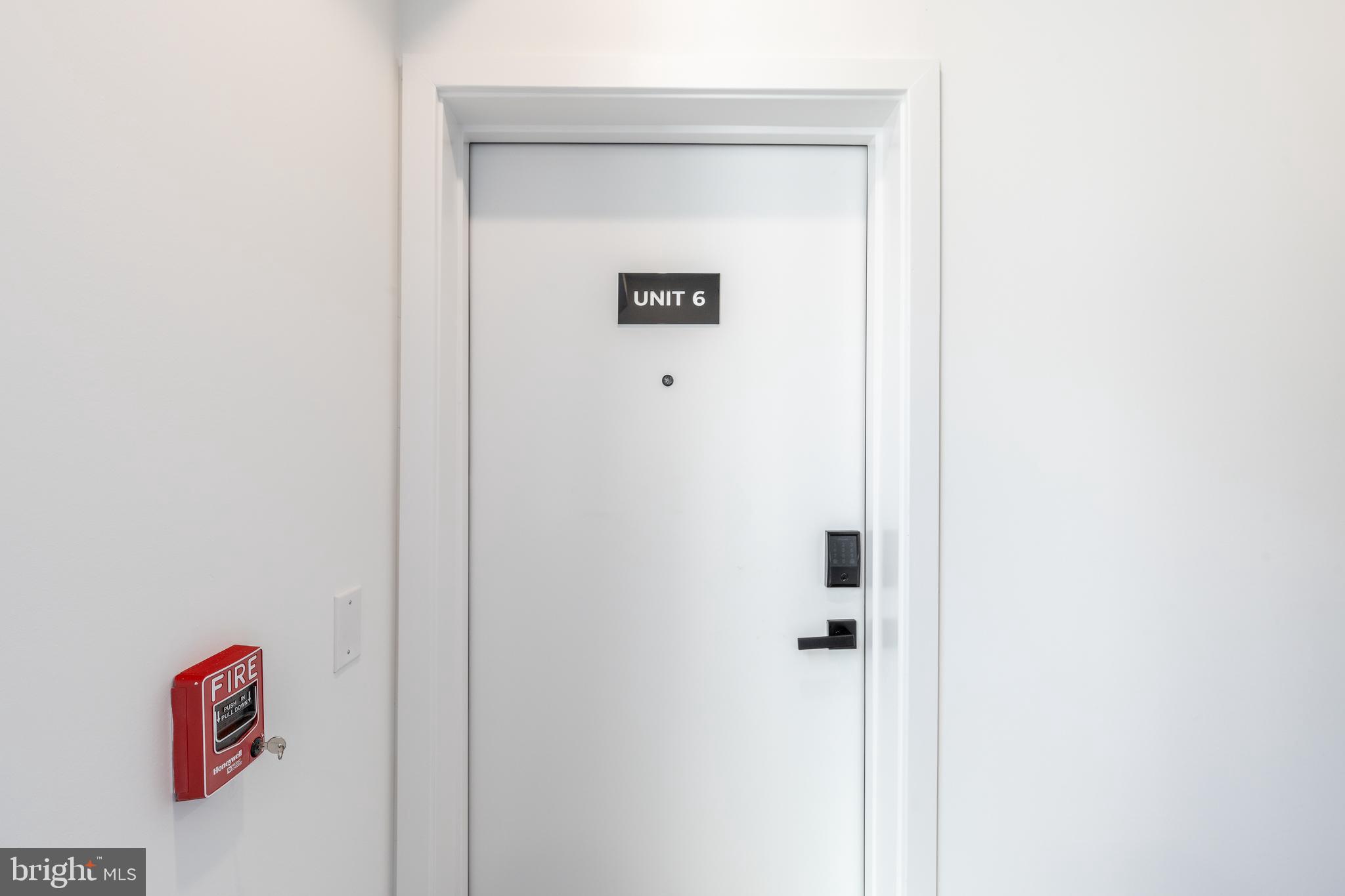 QUEEN VILLAGE - Residential Lease