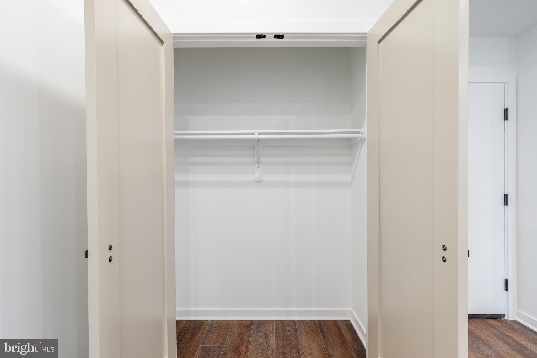 QUEEN VILLAGE - Residential Lease