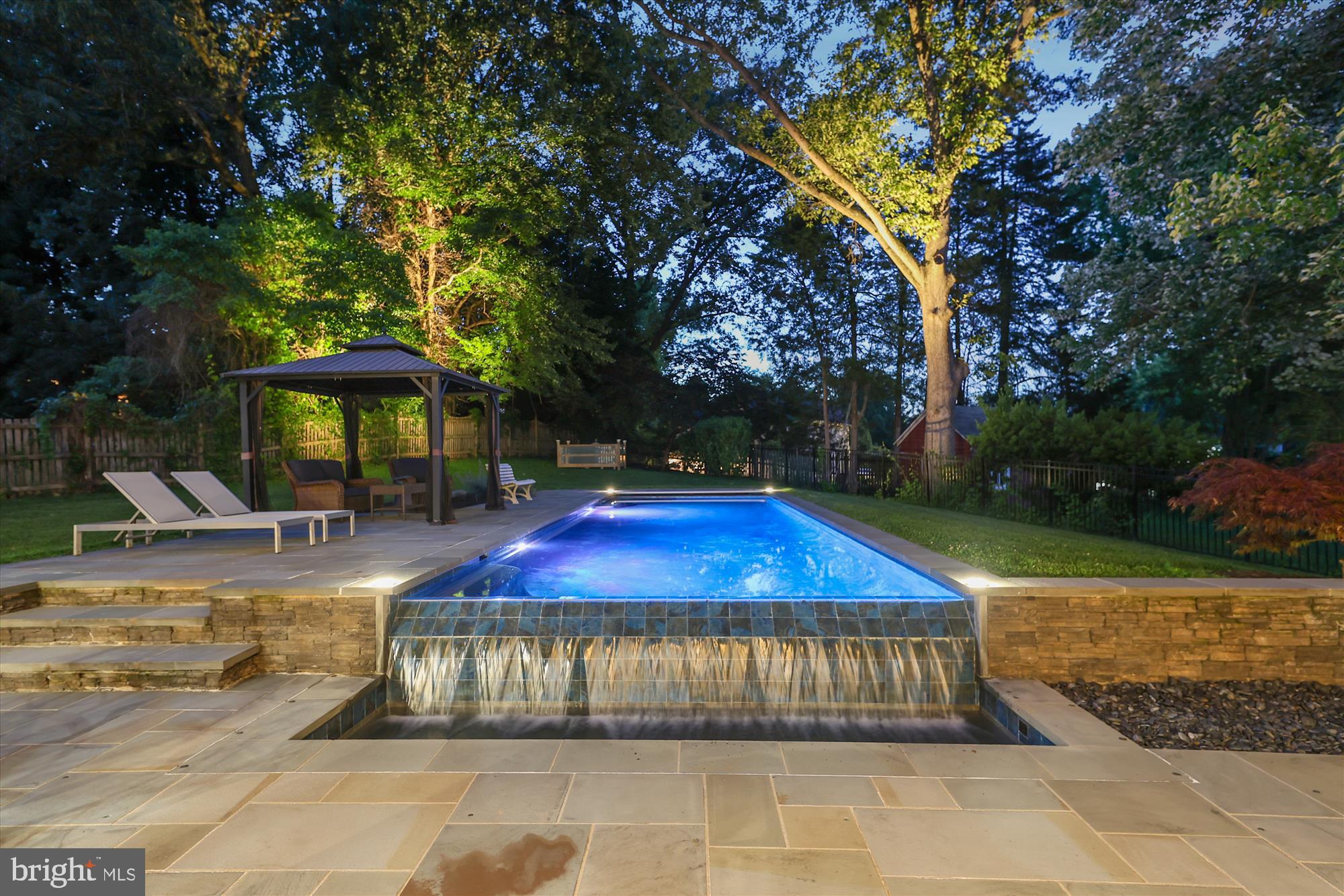 DIVINE - Residential