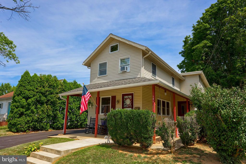 Photo of 151 N HAZEL ST, MANHEIM, PA 17545 (MLS # PALA2039752)