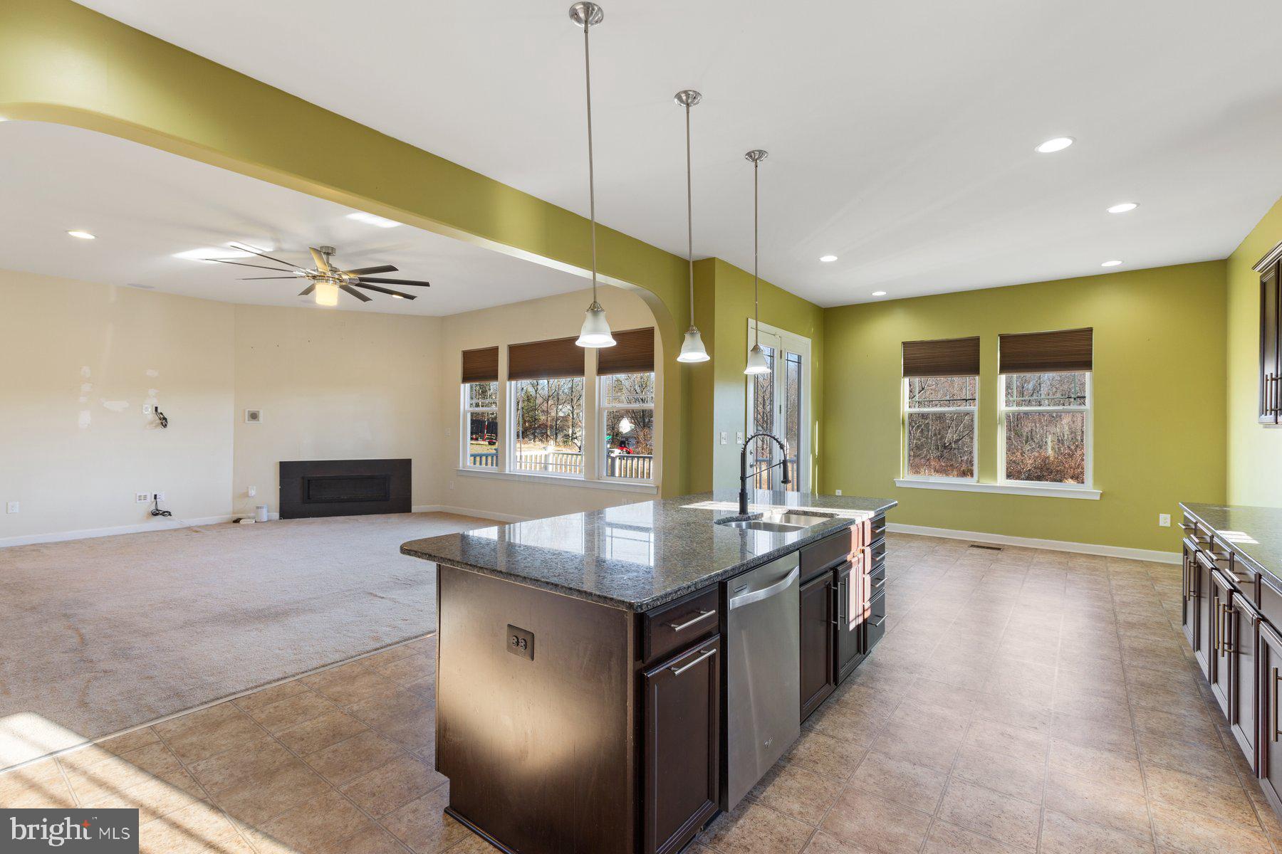 COLONIAL PORT - Residential