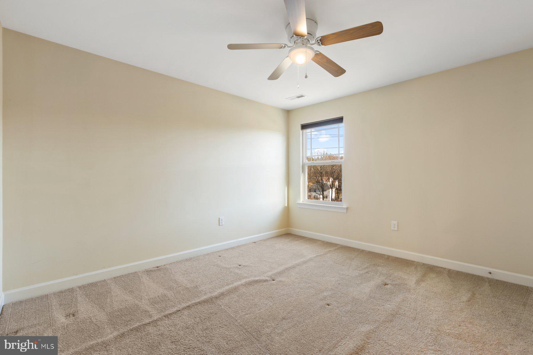 COLONIAL PORT - Residential