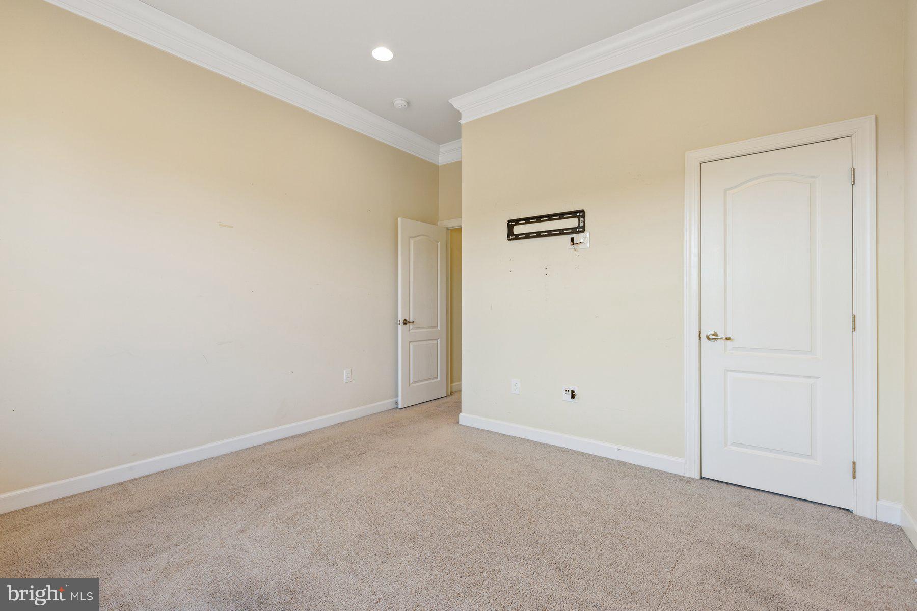 COLONIAL PORT - Residential