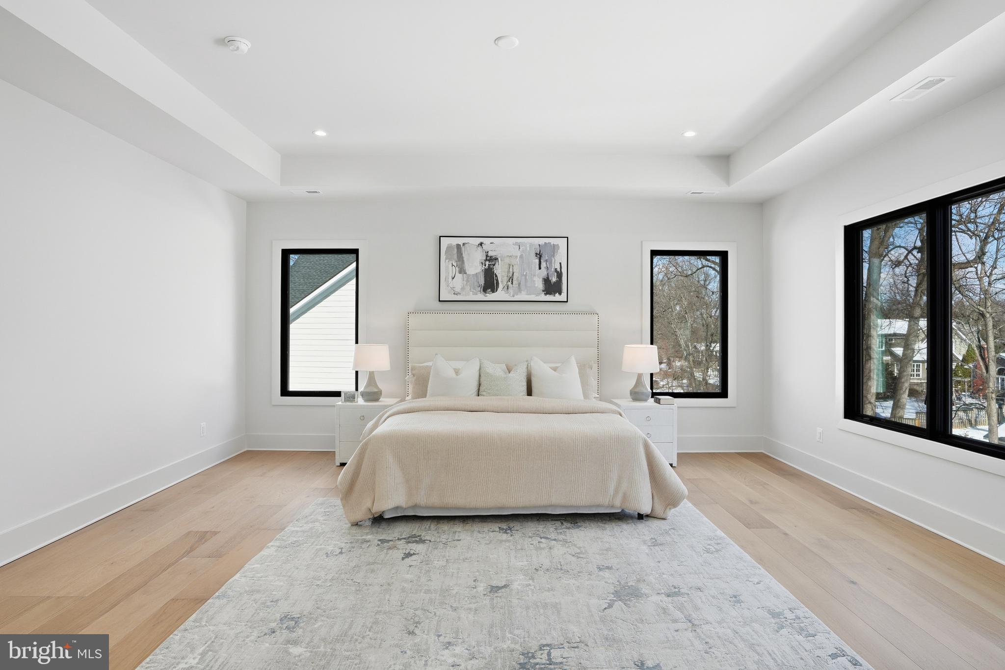 WESTHAMPTON - Residential