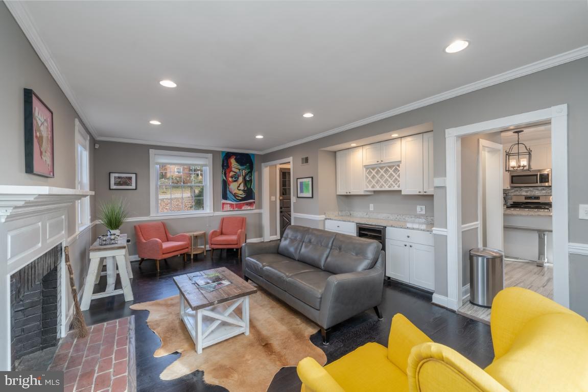 ORIGINAL NORTHWOOD - Residential