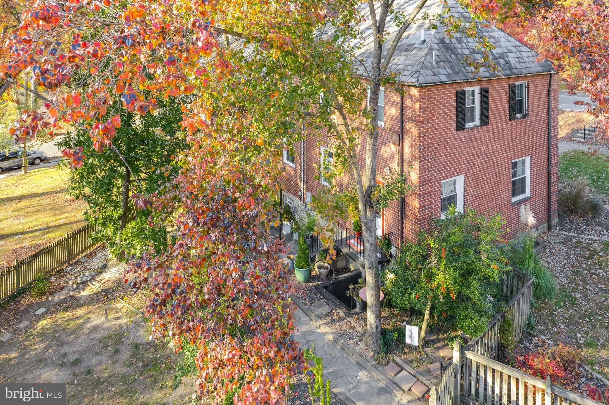 ORIGINAL NORTHWOOD - Residential