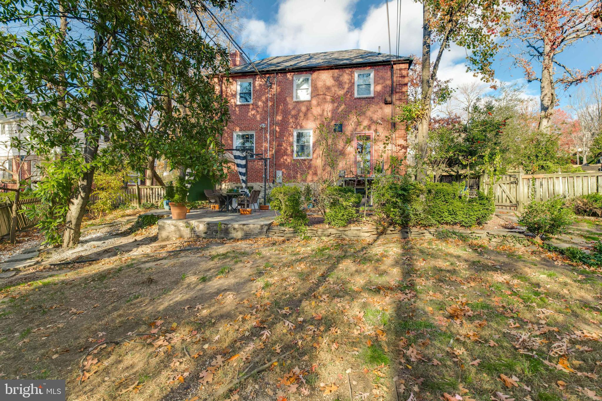 ORIGINAL NORTHWOOD - Residential