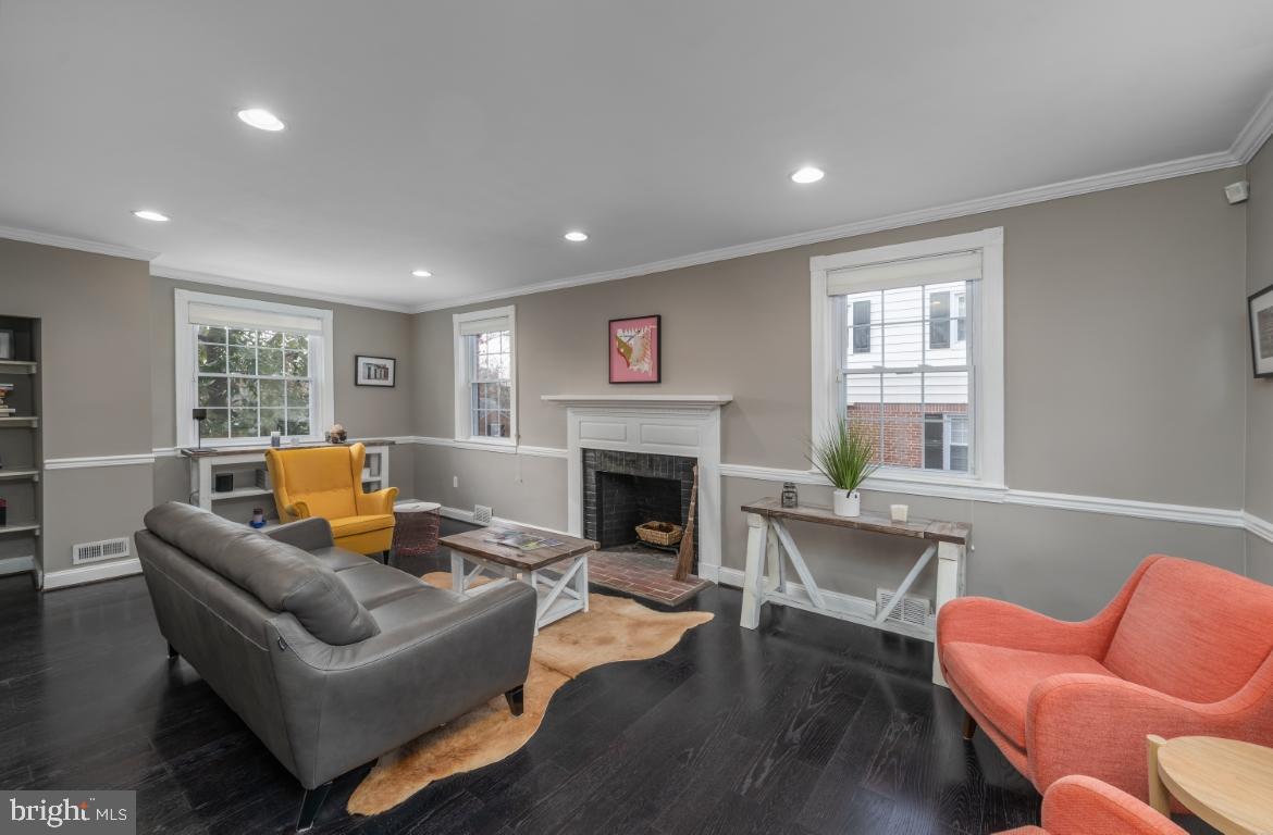 ORIGINAL NORTHWOOD - Residential